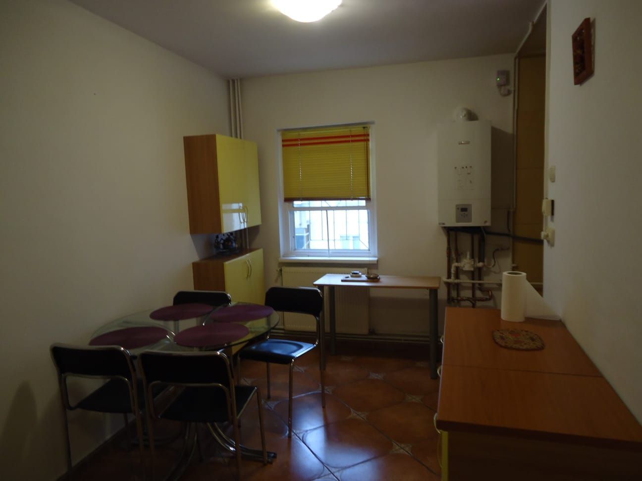 De inchiriat apartament cu 2 camere , Tineretului sector4 - Poză 9
