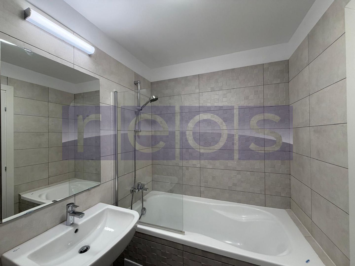 INCHIRIERE 3 CAMERE | MOBILAT LUX | PARCARE | 83MP | NEW POINT-PIPERA - Poză 20