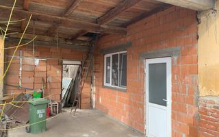  Casa cu teren generos de 1084 mp in centrul comunei Pischia, strada principala - Poză 10