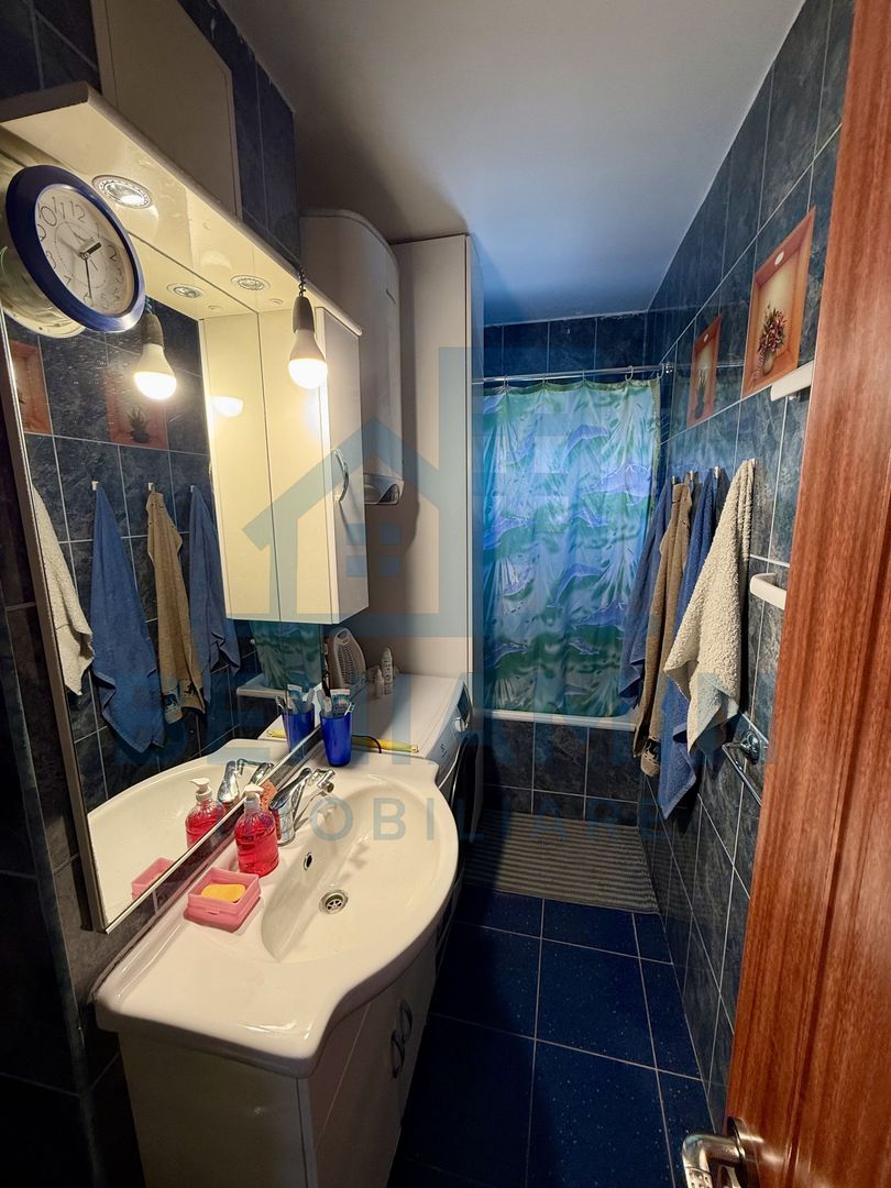 4 camere decomandat 99mp centrala mobilat Craiovita Promenada - Poză 8