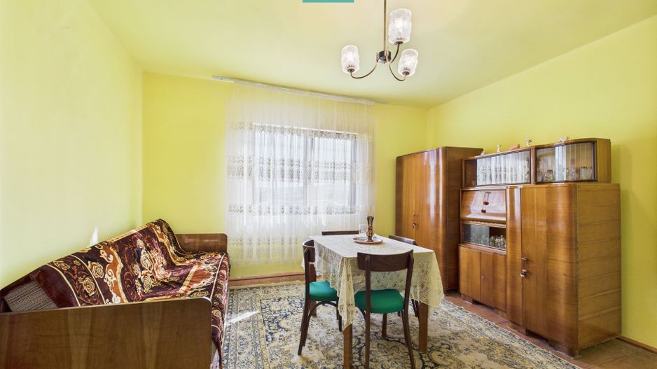 Casă cu teren de 4707 mp în Hălmăgel, județul Arad - Poză 12