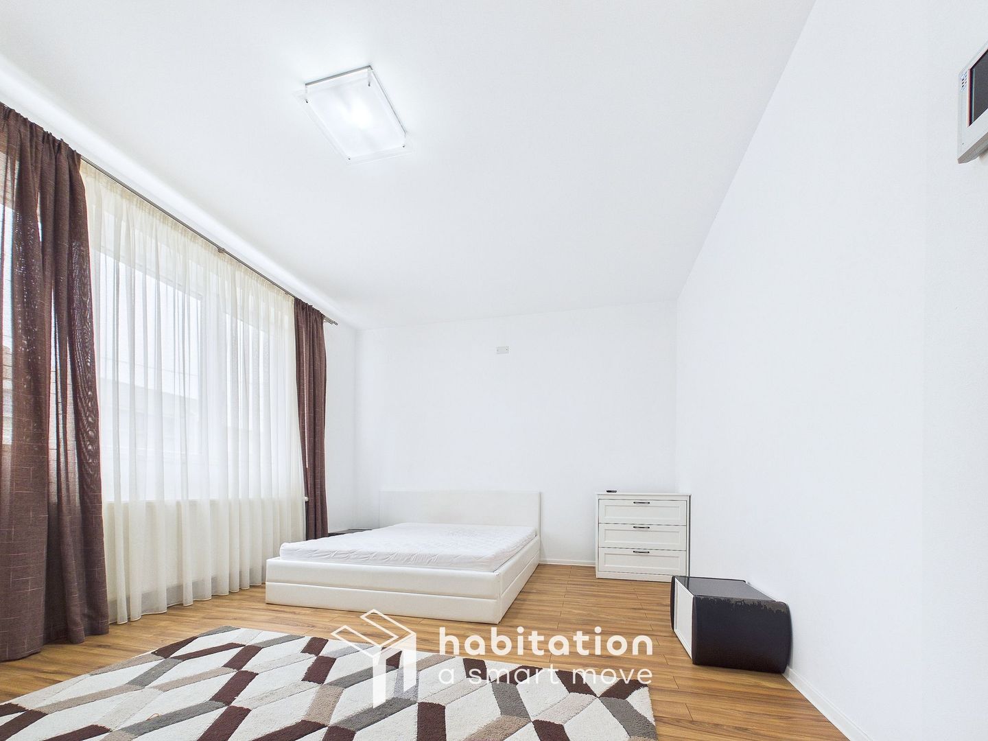 Confort de casă, spațiu generos – apartament premium în Dumbrăvița - Poză 18