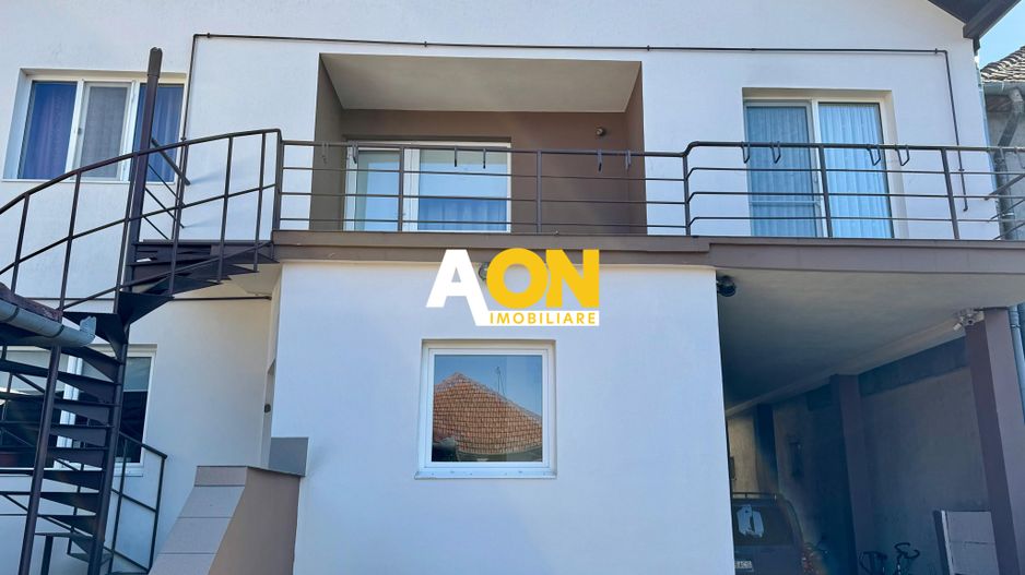 Casa De Inchiriat Pretabila Pentru Birouri, 6 Camere, Zona Centru - Poză 1