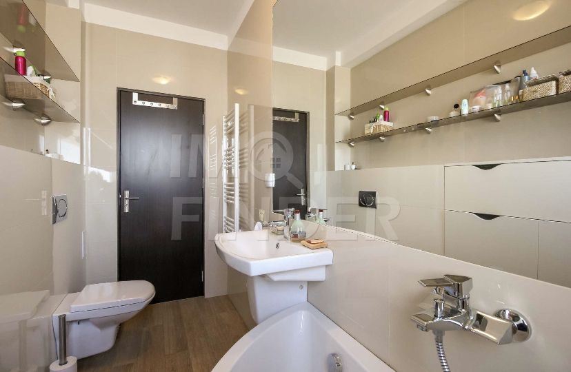 Vanzare 2 camere Gheorgheni, imobil nou, mobilat si utilat - Poză 4