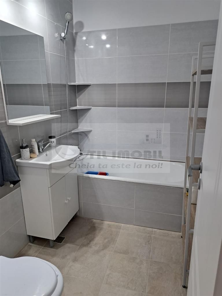 Apartament - 3 Camere Nicolina - 555 euro - Poză 12