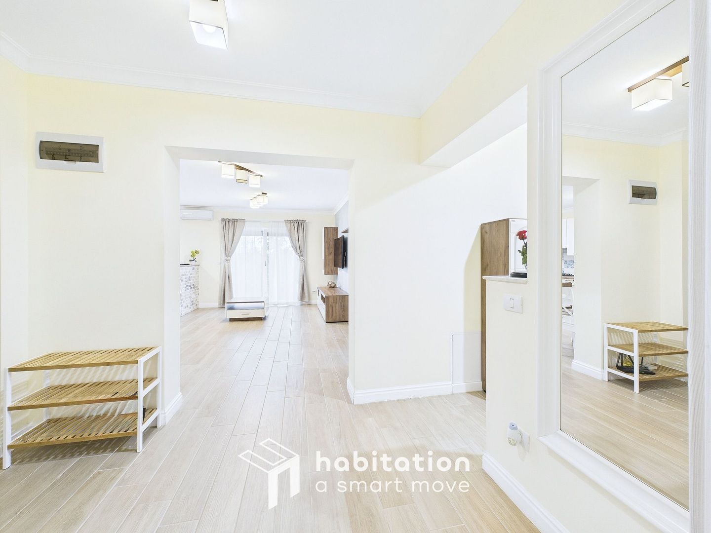 Apartament spațios cu curte și garaj – confortul unei case moderne - Poză 20