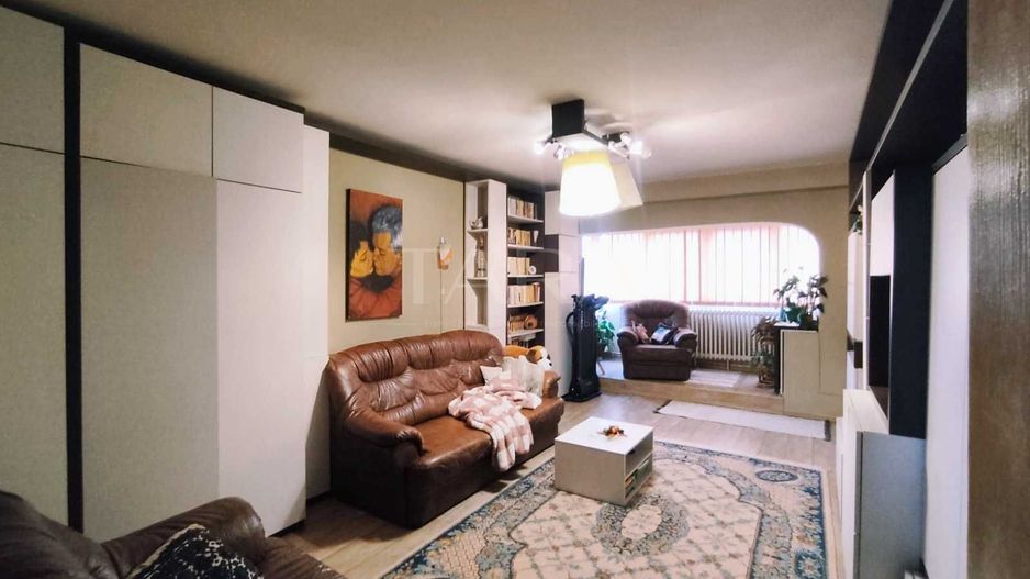 Apartament cu 3 camere, Dorobanților, în apropiere de MOBEXPERT. - Poză 1