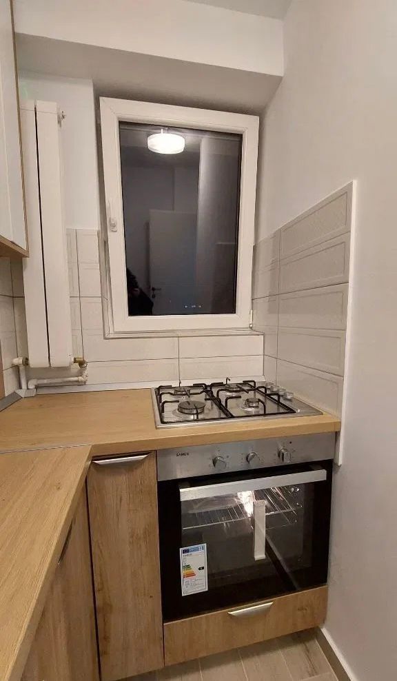 GARSONIERA DRUMUL TABEREI, BUCATARIE INCHISA, MODERN, METROU 10 MINUTE - Poză 8