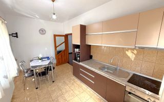 Casa P+1 - 703mp teren - 176mp casa - panouri solare - Consul - Poză 2