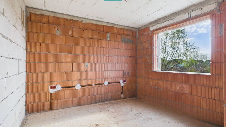 Casă individuală la cheie in Utvin - Poză 1