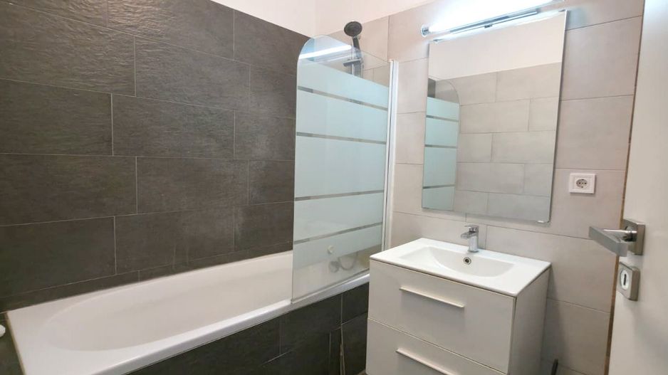 Bucurestii Noi- Apartament modern- parcare inclusa- disponibil imediat - Poză 6