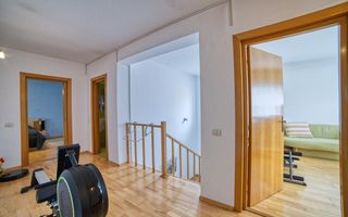 Casa complet mobilata 5 camere 3 bai curte generoasa - Poză 22