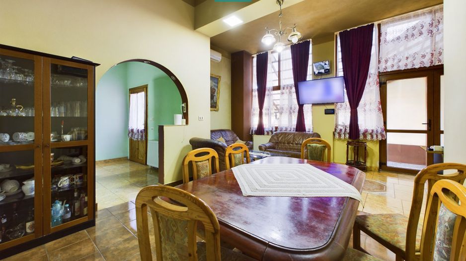 Vilă cu poveste, Săvârșin - Poză 26