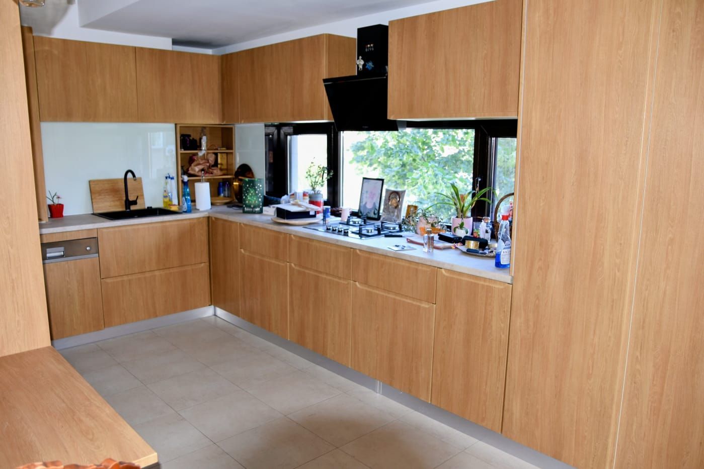 BRASADAS închiriază Ap 4 cam GARAJ Et 3,4/5 ROMANA. - Poză 7