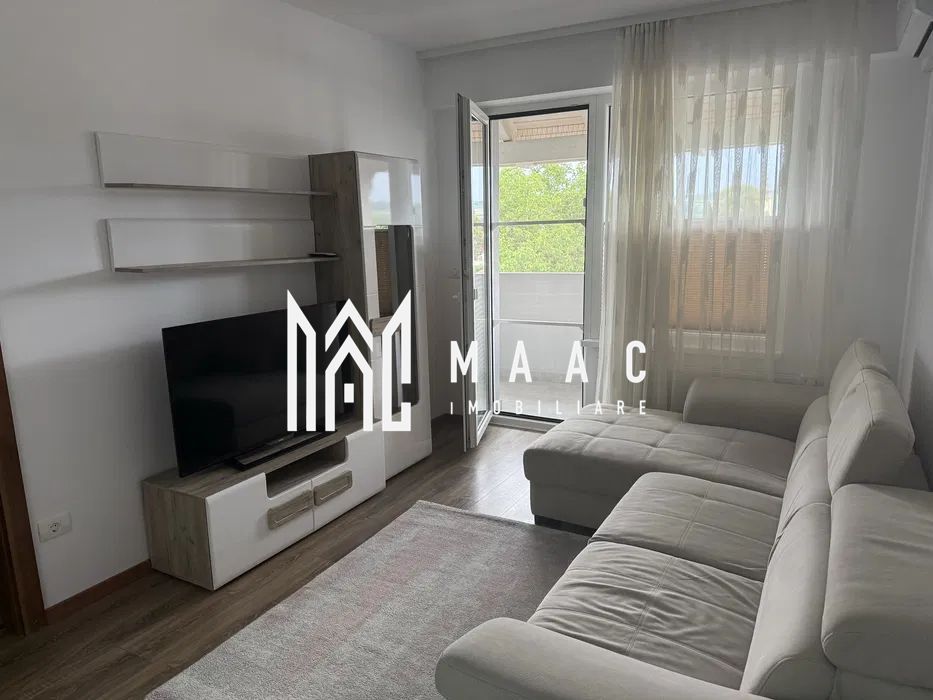 Apartament 3 camere | Etaj 3 | Balcon | 2 Bai | Central - Poză 1