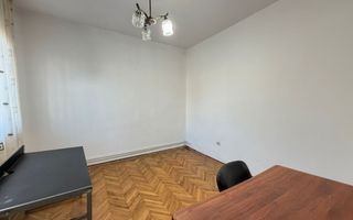 Casa individuala cu curte disponibila pentru vanzare, situata in zona centrala - Poză 15