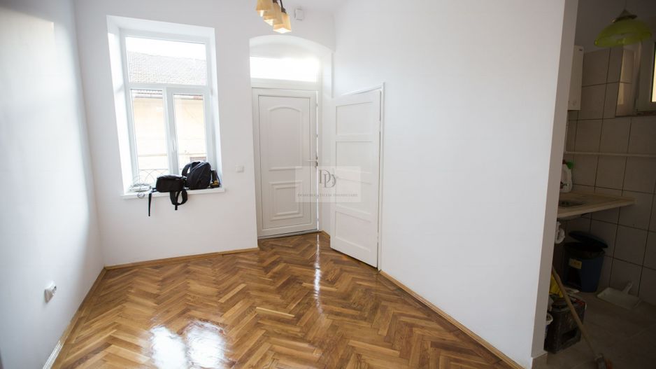 Spațiu de birou cu farmec istoric | Piața Unirii | Clădire emblematică - Poză 9