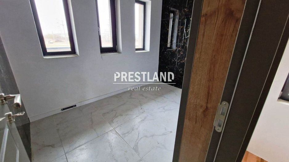 Casa tip duplex - Poză 5