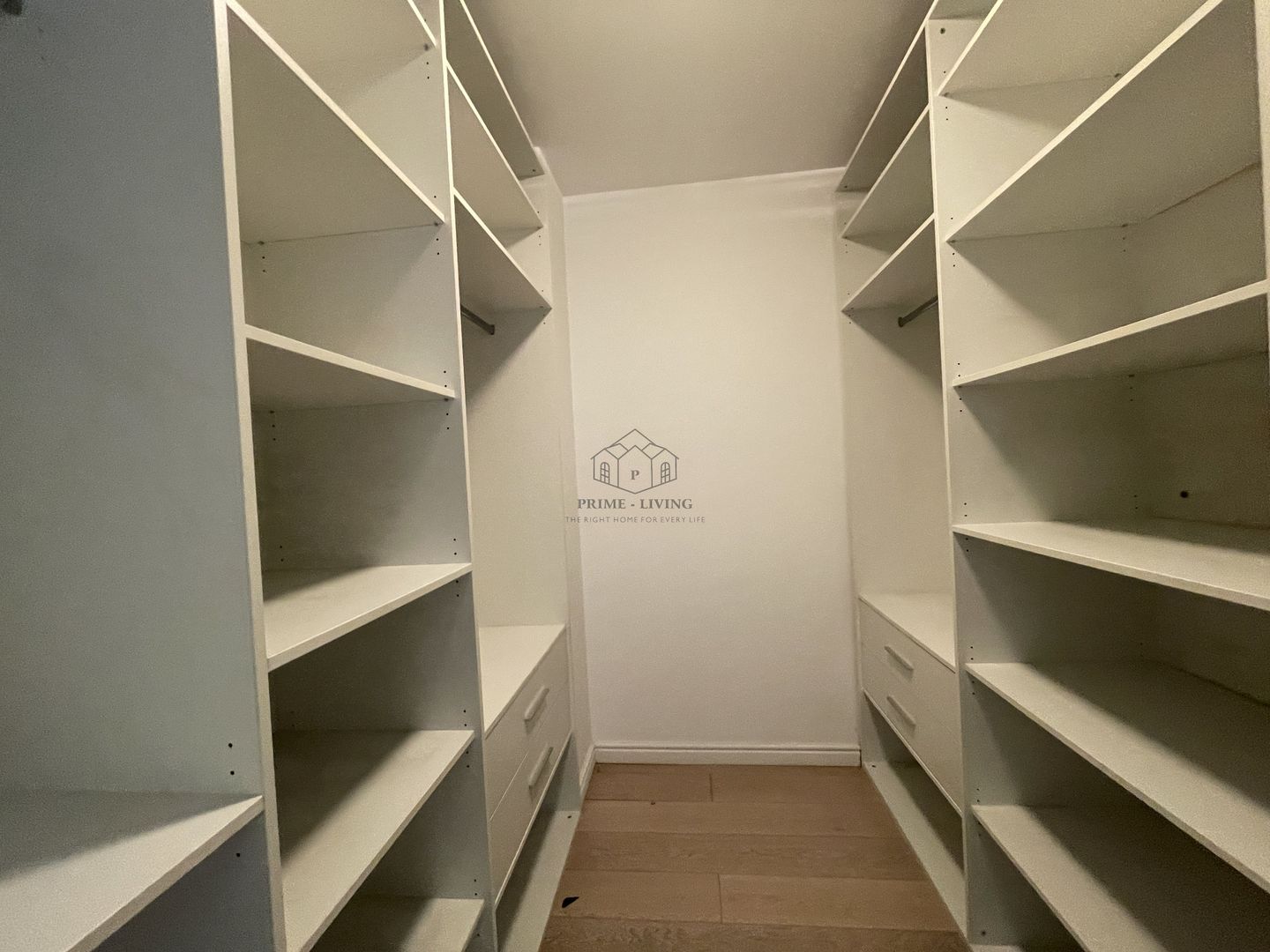 APARTAMENT CU 4 DORMITOARE + BIROU LANGA PARC HERASTRAU - Poză 5