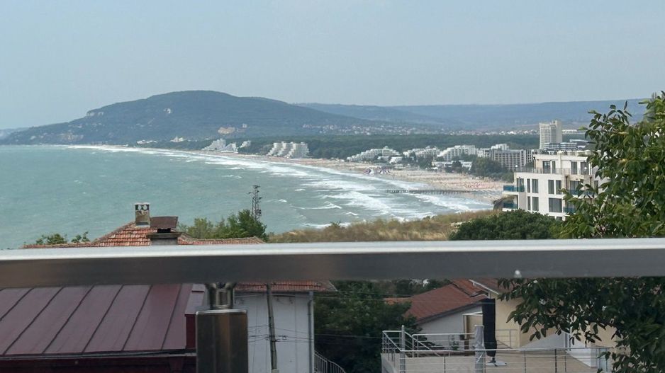 Vila cu piscina stațiunea Albena, pe malul Mării Negre - Poză 9