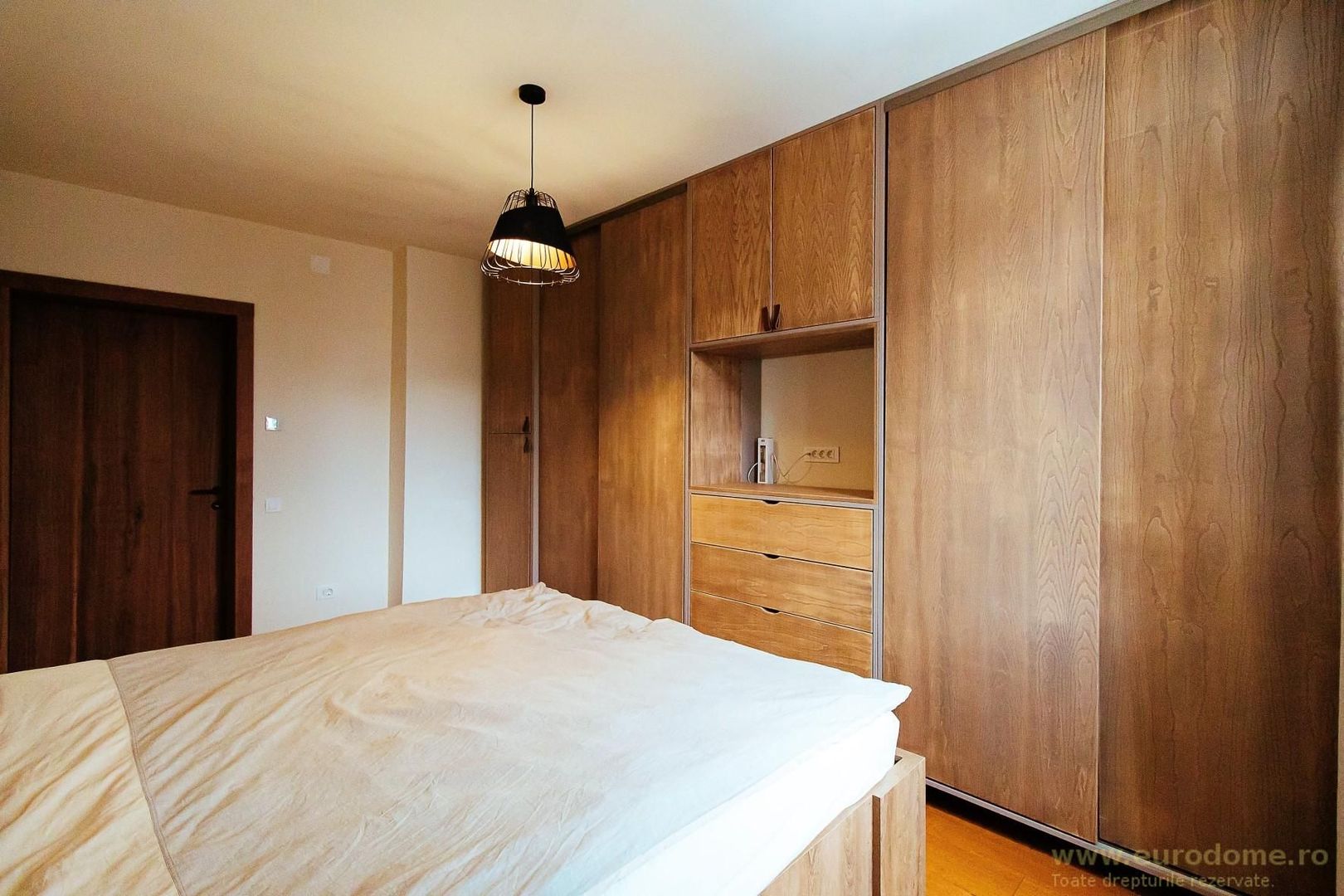 Exclusivitate - Apartament decomandat, amenajat cu bun gust - Poză 4