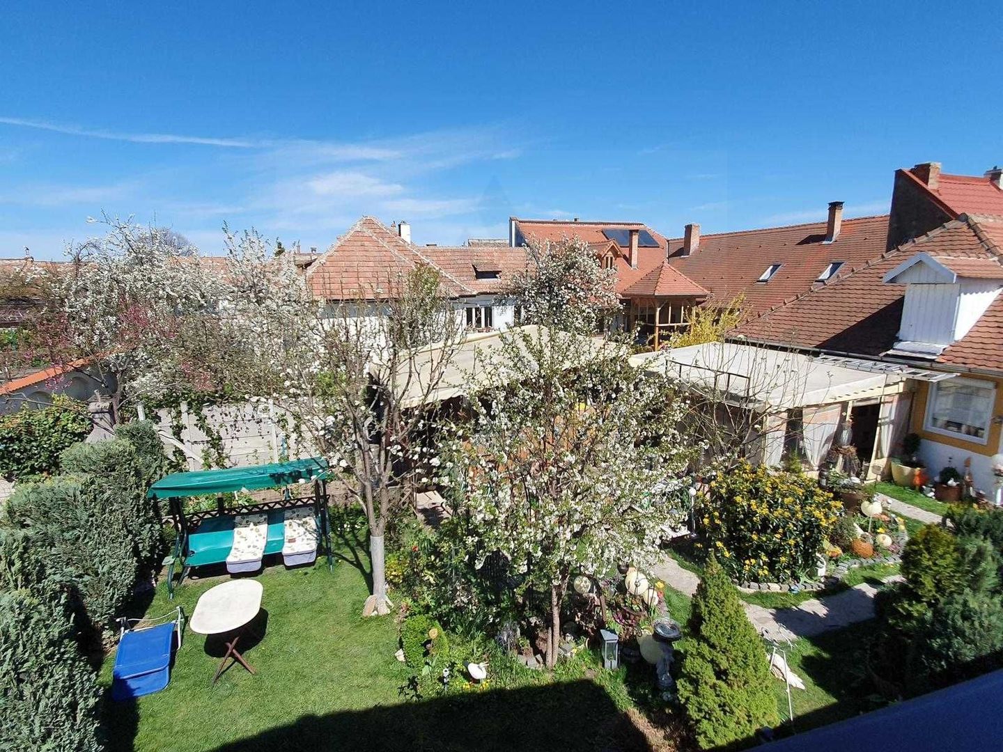 Casa de vanzare in Sibiu zona Piata Cluj. - Poză 4