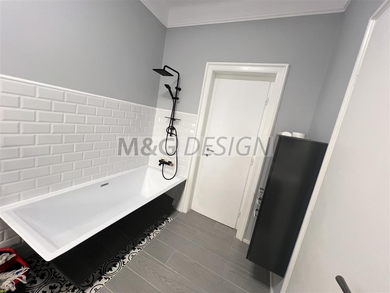 3 camere deosebit amenajat LUX  boxa curte acces auto - Poză 7