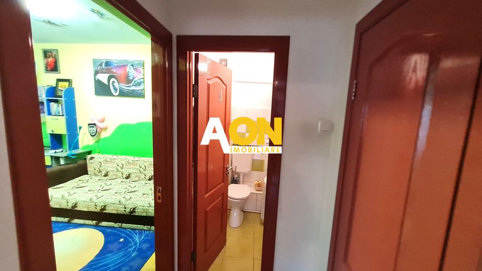 Apartament 4 Camere, Et 3, 82 mp, Decomandat, Mobilat, Utilat, Cetate - Poză 10