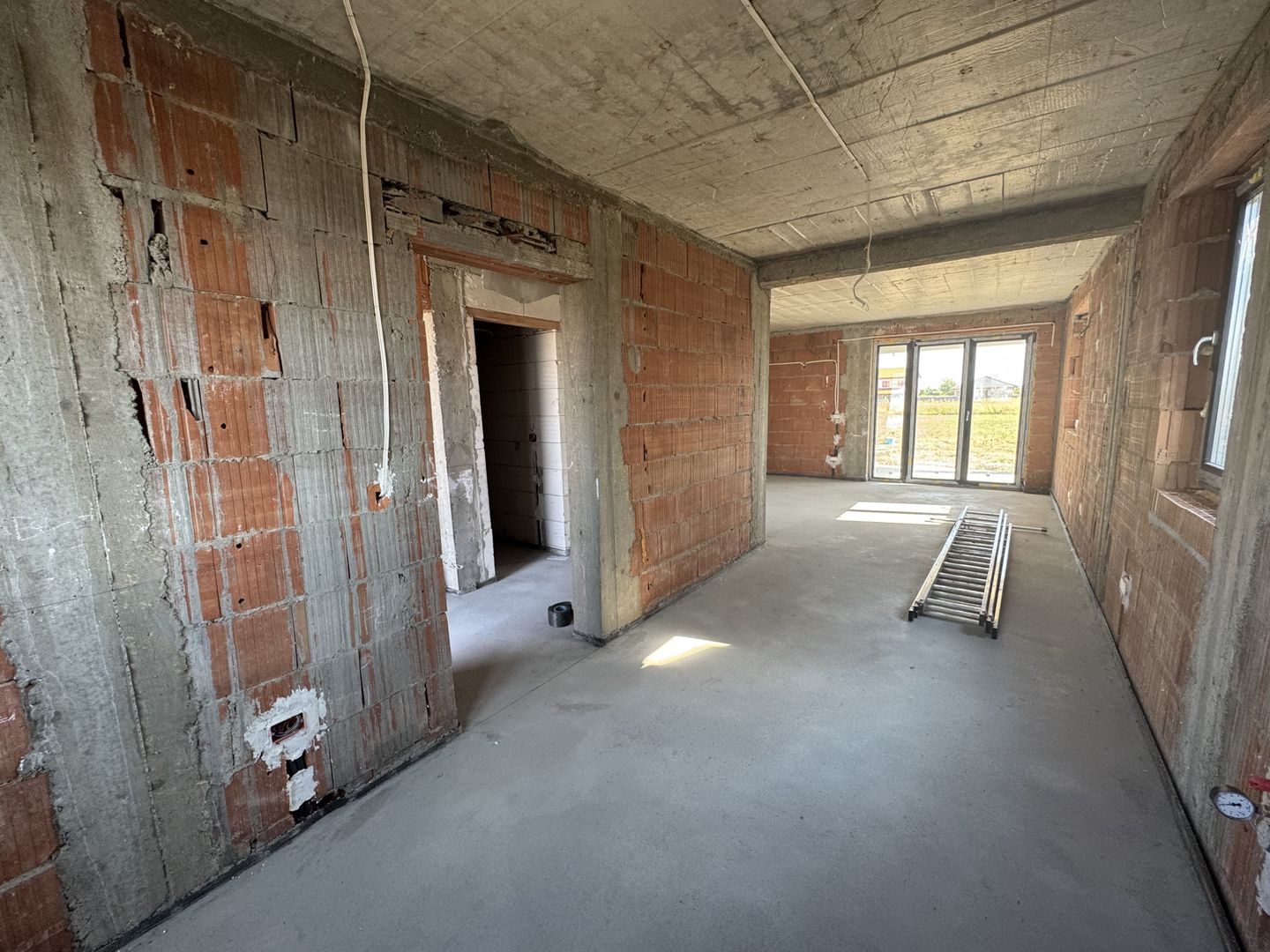 Sacalaz, 1/2 Duplex P+M, 4 Camere,2 Bai,Terasa Acoperita - Poză 7