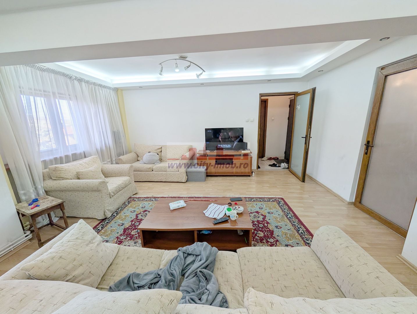 Vanzare Apartament 3 camere Curtea de Arges, Judetul ARGES - Poză 24