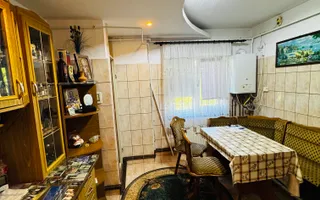 3 decomandate, centrala, 1 Mai - 110 000 Euro - Poză 12