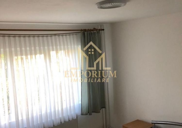 2 camere decomandate, Parcare, Intre Lacuri, zona Lacul 3 - Poză 4