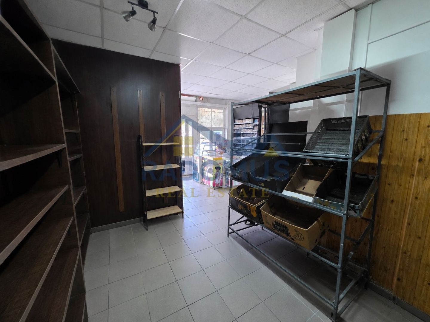 Spatiu comercial 50mp, Intersecție Alexandru Vlahuță și Poștei - Poză 5