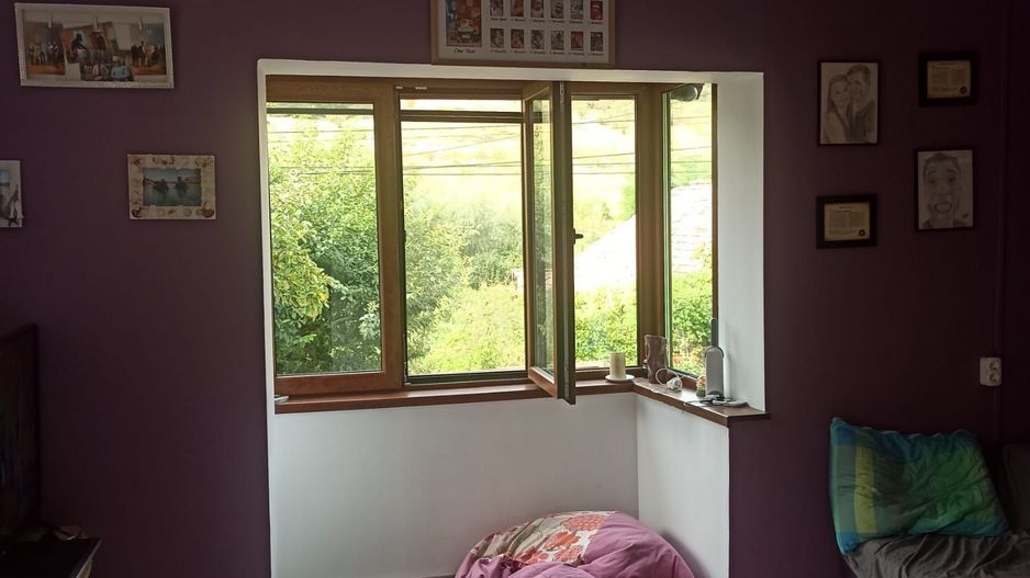 CASA CU 5 CAMERE ZONA DAMBU - Poză 8