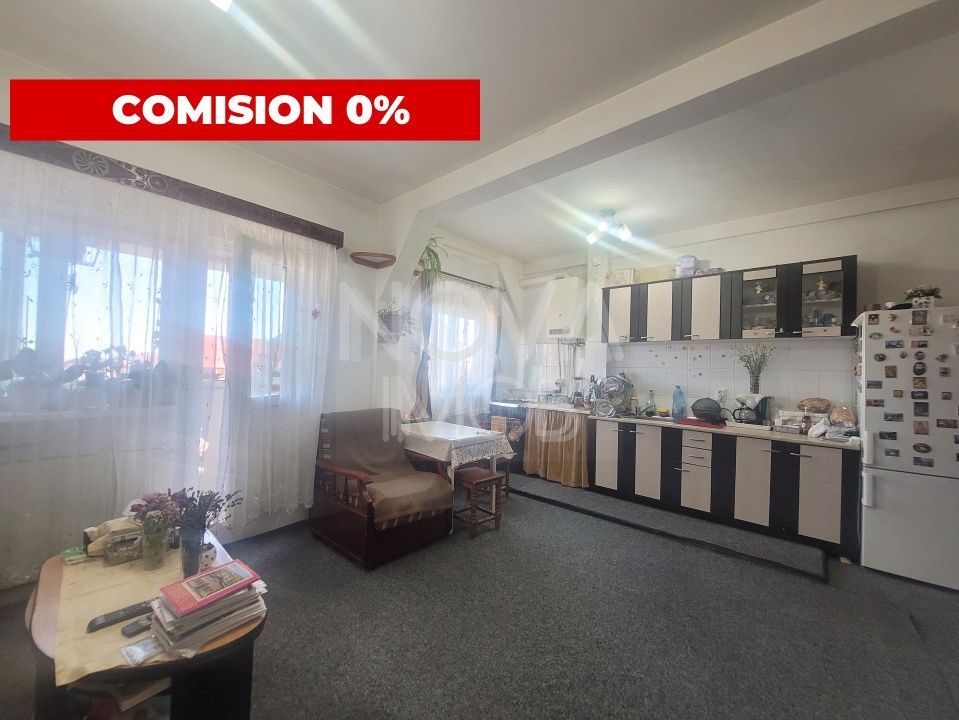 Apartament tip mansarda cu balcon, mobilat-utilat, Valea Aurie - Poză 1