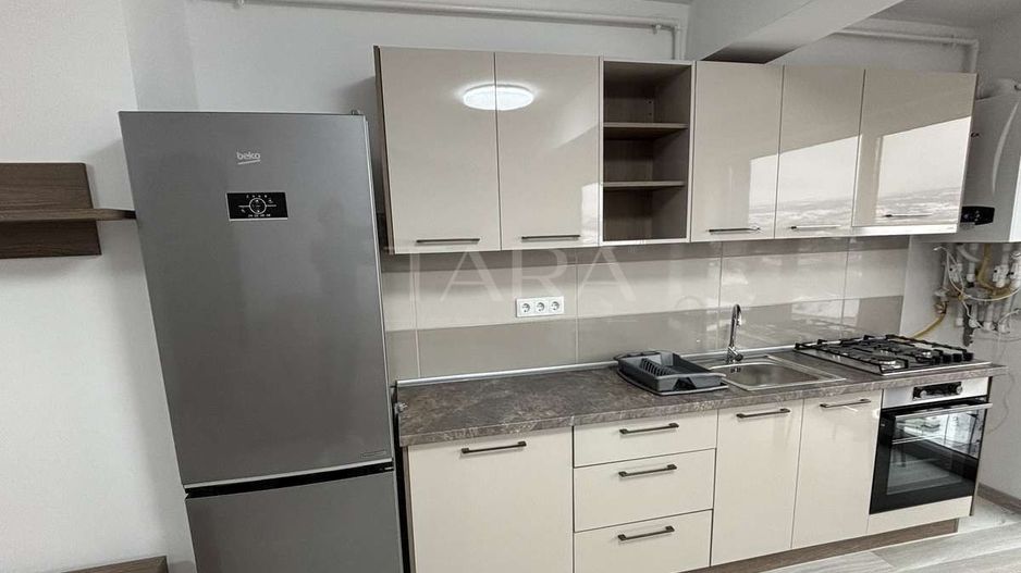Apartament modern cu 2 camere, terasă generoasă și parcare subterană. - Poză 2