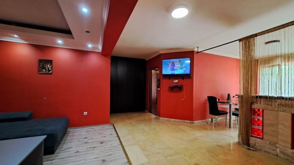 Apartament 2 camere spațios + parcare in Zona Florilor-Floresti - Poză 2