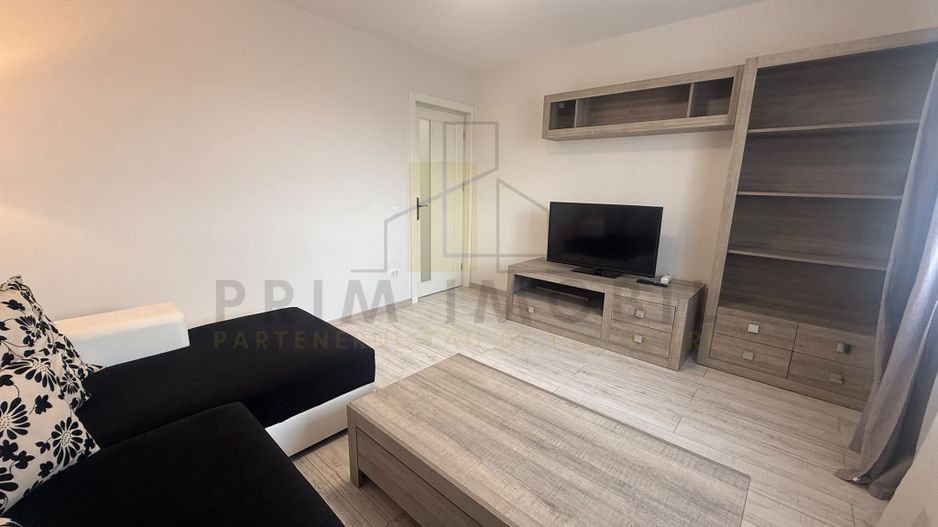 Apartament 2 camere, Hala Centrala, etaj 8, vedere panoramica, renovat - Poză 3