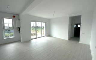 Etaj 1. Bloc la asfalt. Balcon mare. Loc de parcare. - Poză 1