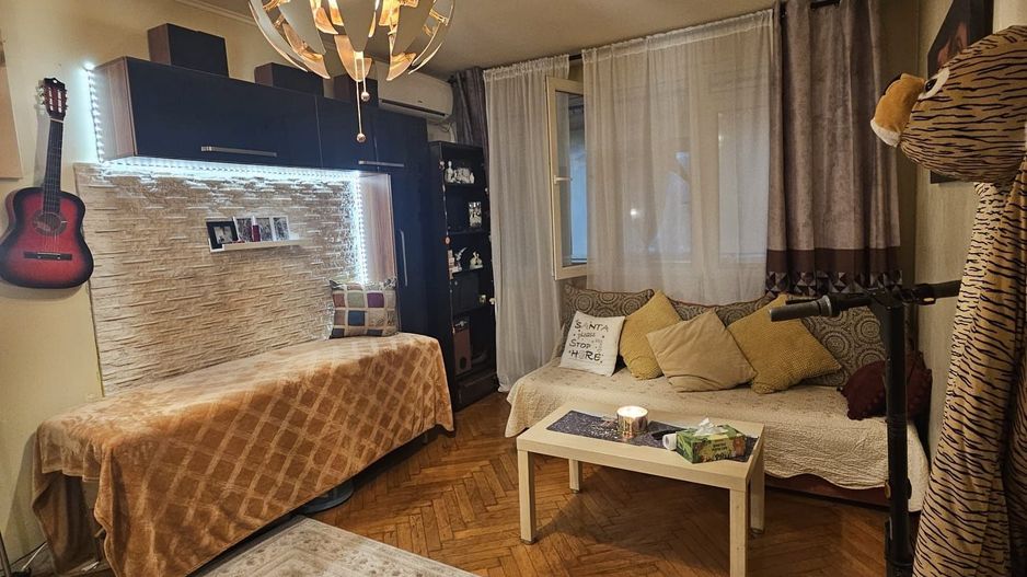 Vând 🏢 Apartament 3 camere | Câmpia Libertății | Aproape de Piața Muncii - Poză 2