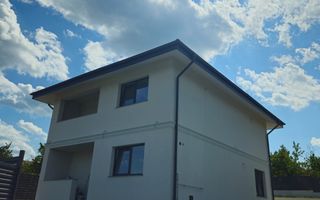 Casă de vânzare, zona Bârnova, jud. Iași - Poză 1