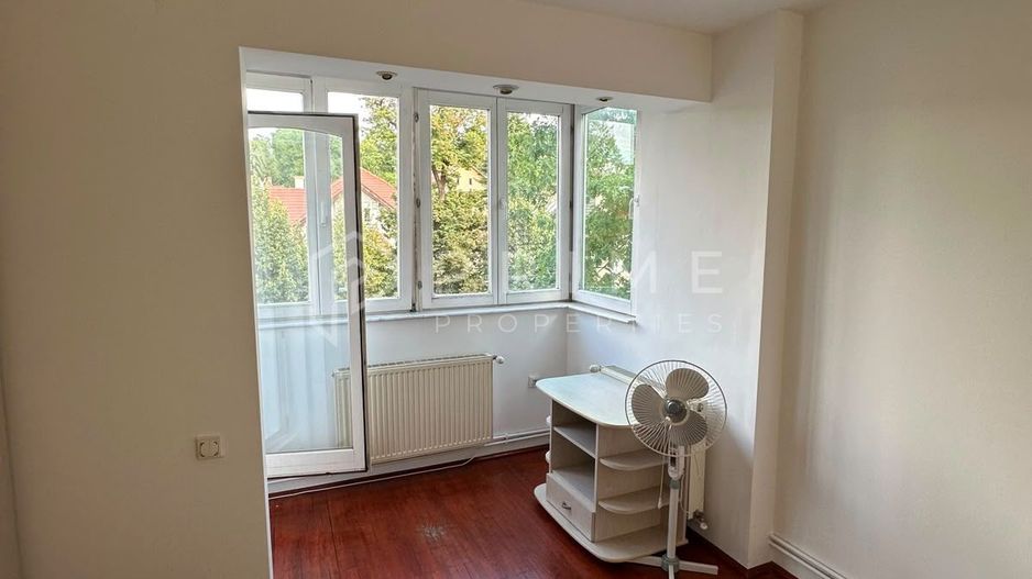 DE ÎNCHIRIAT: Apartament cu 3 camere | Cartierul Cornișa (Zona Zambara - Poză 18
