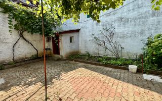 Oază de liniște cu curte în zona Blumana - Poză 24