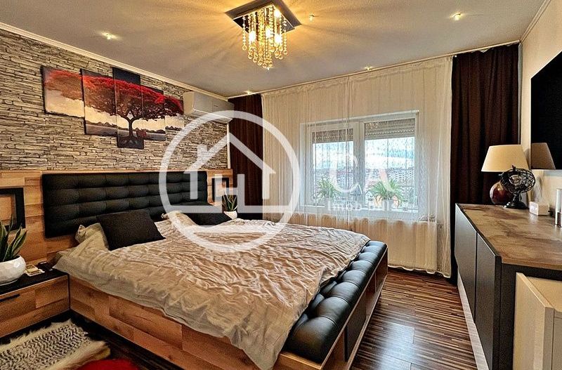 Apartament de vânzare cu 3 camere tip B în zona Rogerius, Oradea - Poză 1