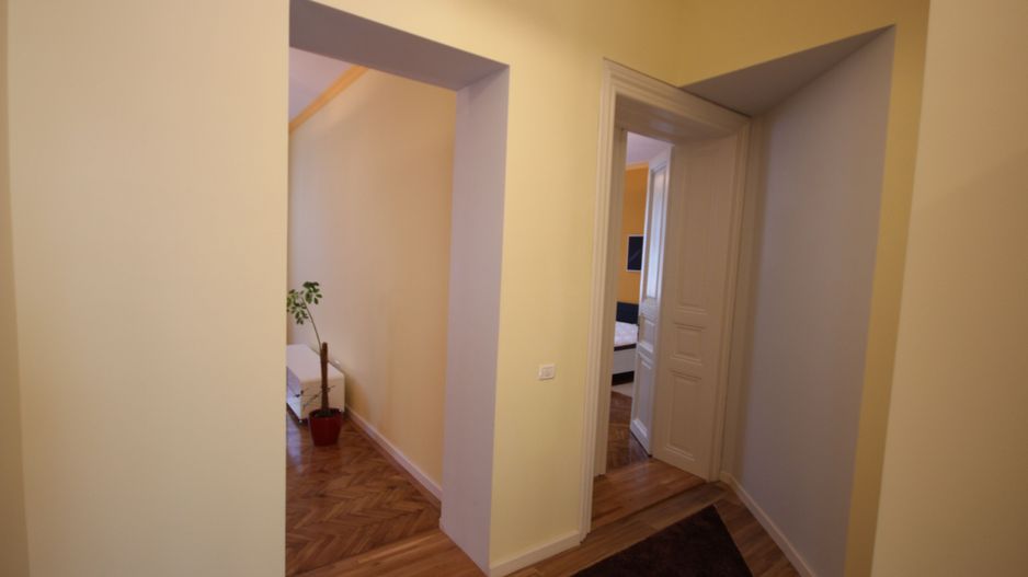 Apartament deosebit cu 3 camere de închiriat în zona Odobescu - Poză 6