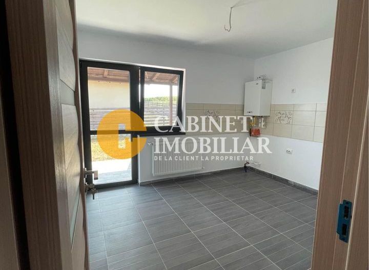 Casa individuala FINALIZATA - mutare imediata - statie transport - Poză 4