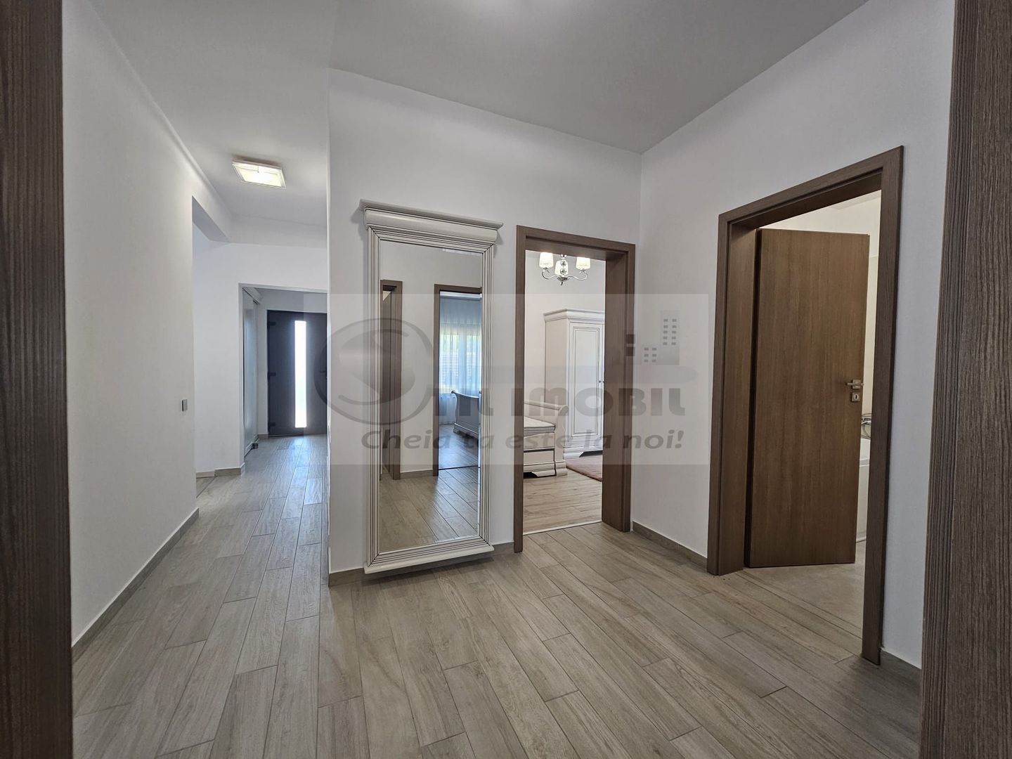 Vila plan parter - mobilata utilata - 5 drumuri - Valea Adanca - Poză 12