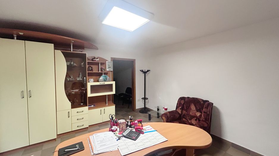 Spatiu de inchiriat - Poză 4