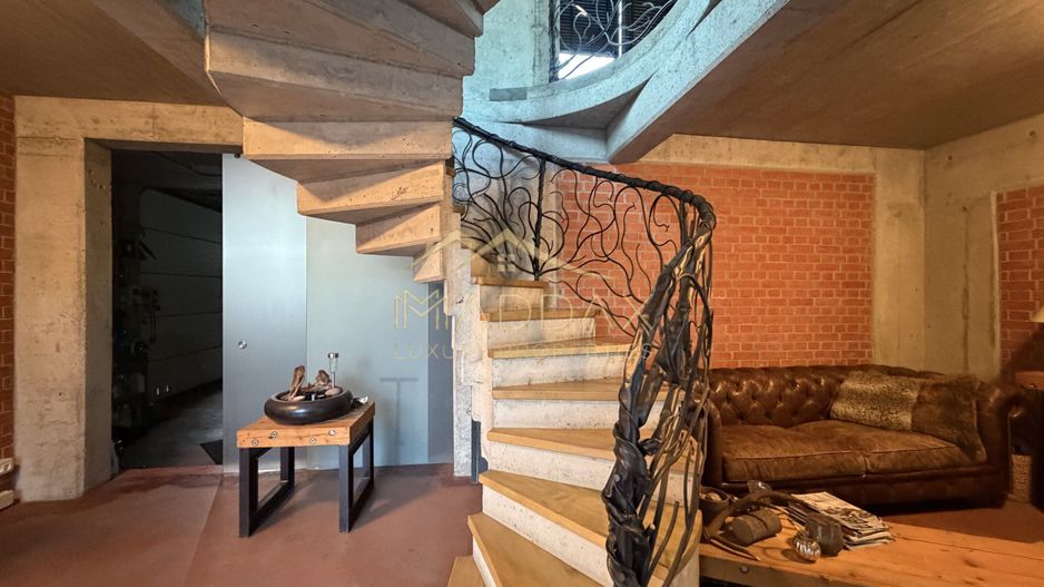 Vila Exclusivista *2223mp teren* / Piscina proprie / 5 garaje / Otopeni - Poză 16