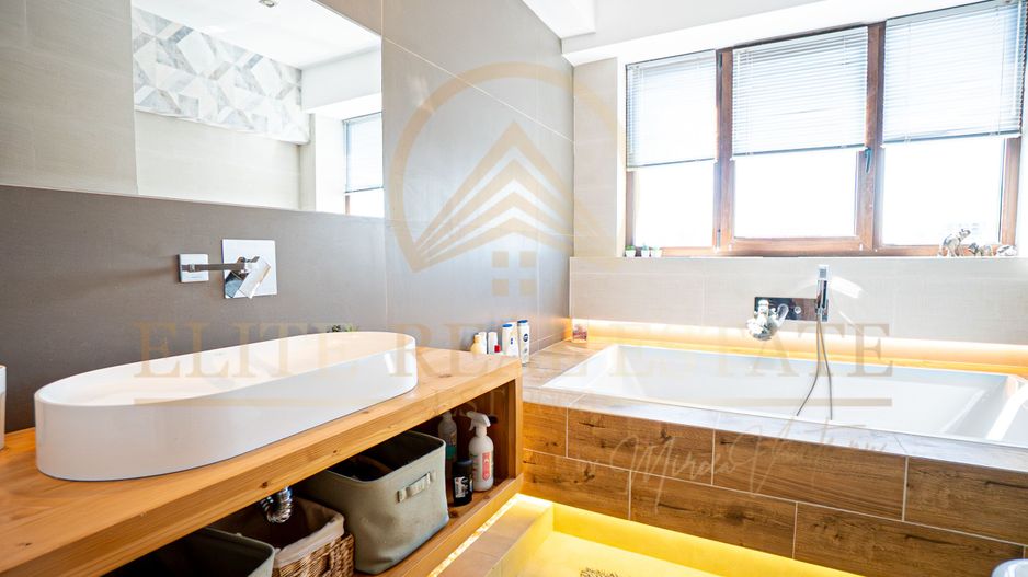 Apartament 3 camere Palazu Mare – 121 mp cu vedere la lac si parcare - Poză 9